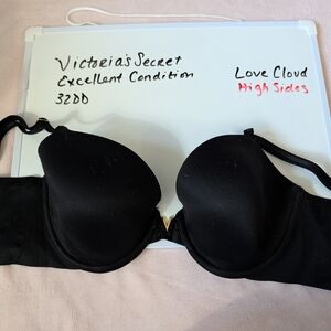 Victoria's Secret Black Love Cloud Lightly Lined Bra - 32DD
